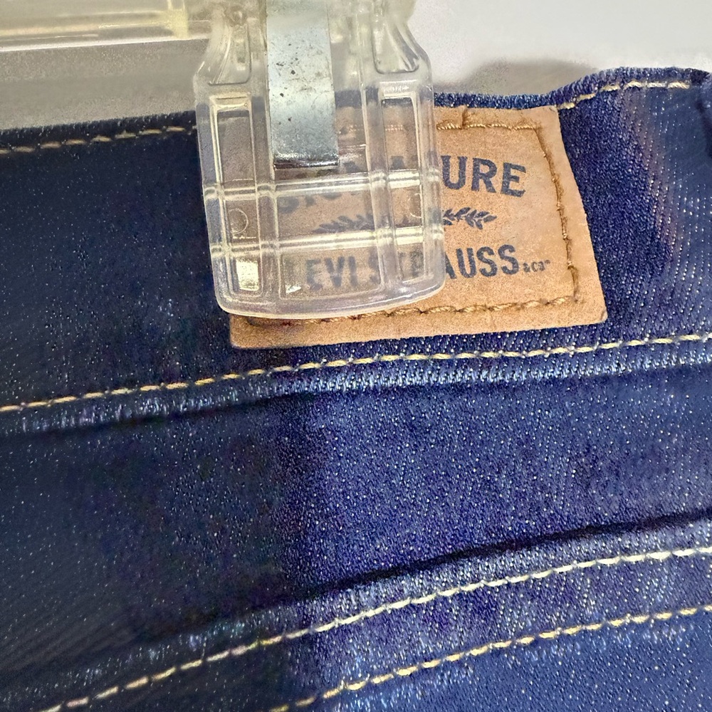 Signature by Levi Strauss Dark Blue High Rise Women's Jeans - Picture 4 of 4